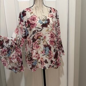 White House Black Market Floral V-Neck Blouse
